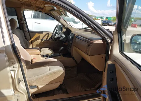 2000 Jeep Grand Cherokee Laredo from USA, damaged, VIN 1J4G248S5YC233950